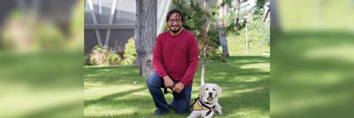Doctor Roa y Xaris, el nuevo "alumno" de la UDIMA