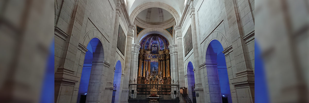 Nave central de la iglesia