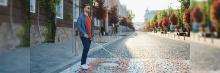 Invidente cruzando calle
