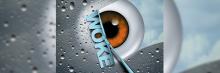 La imagen muestra un ojo humano con un iris anaranjado y la palabra “WOKE” en letras azules, sobre un fondo de gotas de agua y cielo azul, evocando frescura y claridad